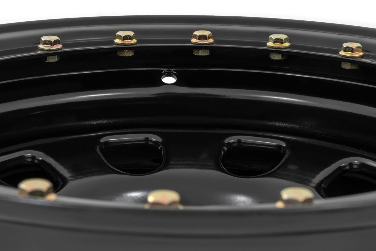 GMC V1500 Simulated Bead Lock Wheel - Rough Country - 17x9 | 5x5 | 3.30 Bore | -12 - Black - 1987